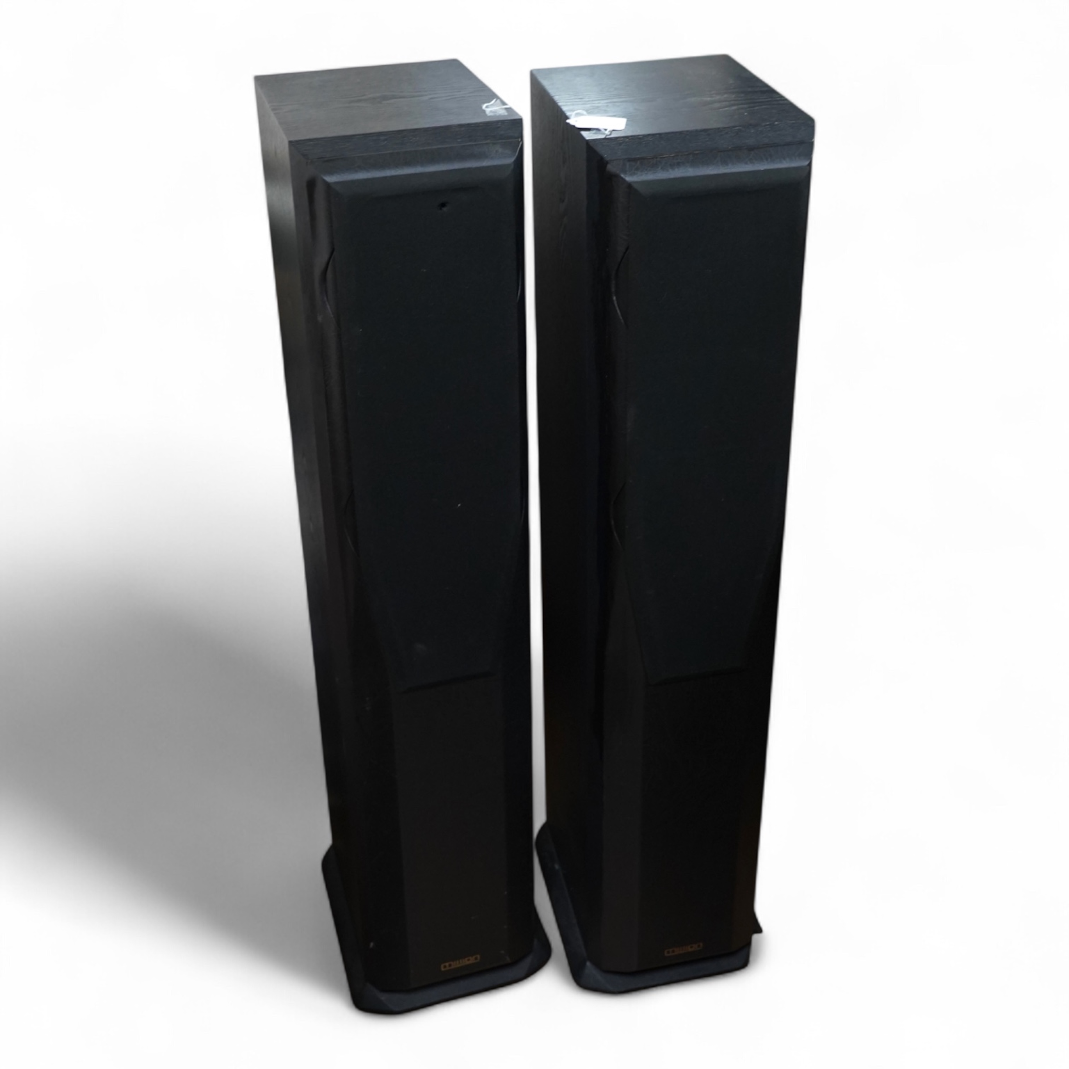 A pair of Mission 775 floor standing stereo speakers, 116cm high, together with a Cyrus 7 integrated amplifier, a PCM 7000 CD player, and a Cambridge T21 stereo FM tuner, plus a quantity of related cables, etc.